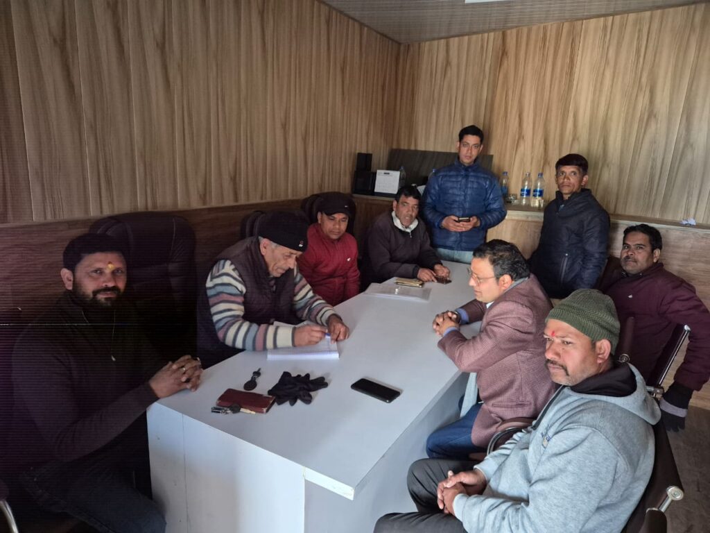 उत्तराखंड एकता संघर्ष समिति ने मंत्री प्रेम चंद अग्रवाल को बर्खास्त करने की कि मांग।