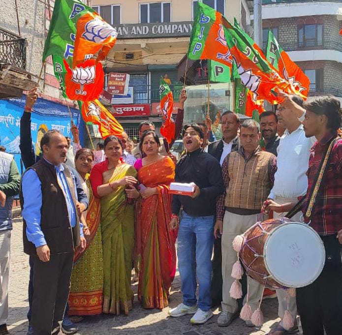 भाजपा मसूरी मंडल ने पार्टी का स्थापना दिवस बड़े ही धूमधाम के साथ मनाया।