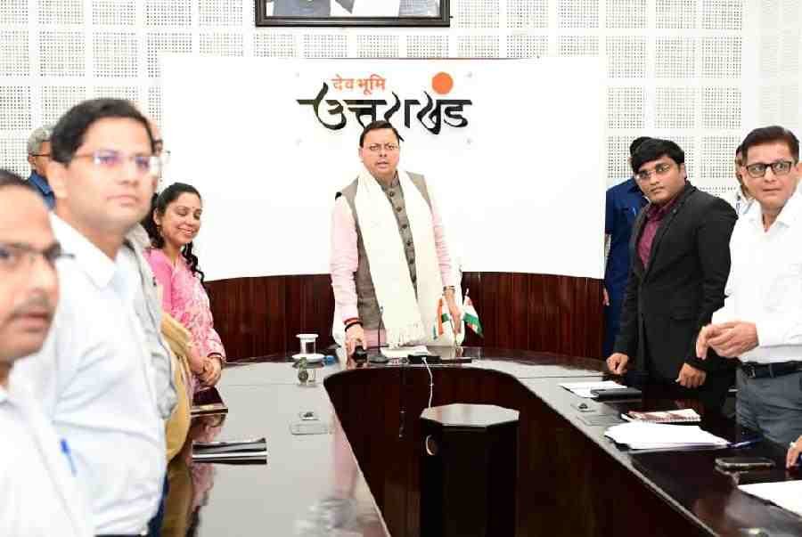 उत्तराखण्ड भवन एवं अन्य सन्निर्माण कर्मकार कल्याण बोर्ड द्वारा विशेष अभियान के तहत किया गया 8,299 आवेदनों का ऑनलाइन निस्तारण, सीएम धामी ने किया लगभग 25 करोड़ धनराशि का ऑनलाइन डायरेक्ट बेनिफिट ट्रांसफर (DBT)